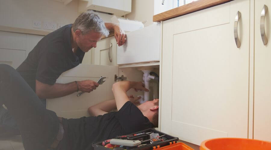 Professional burst pipe repair services in Evansville, AR